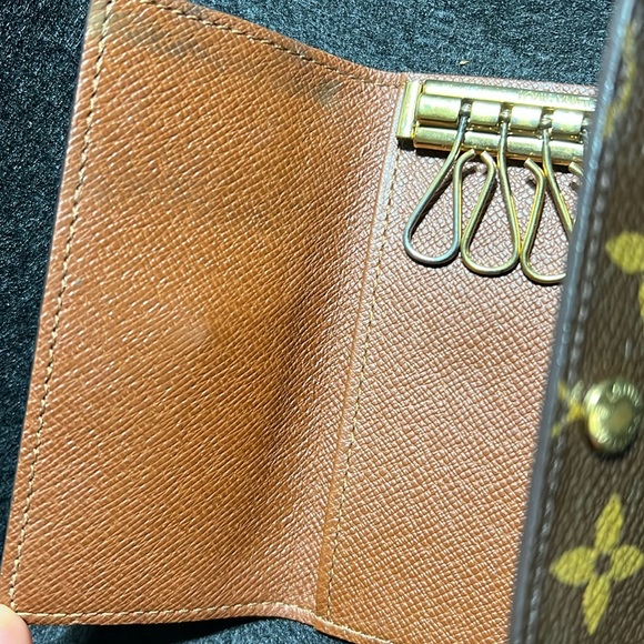 Preloved Authentic Monogram Multi-Cles 6 Keys - Picture 7 of 7